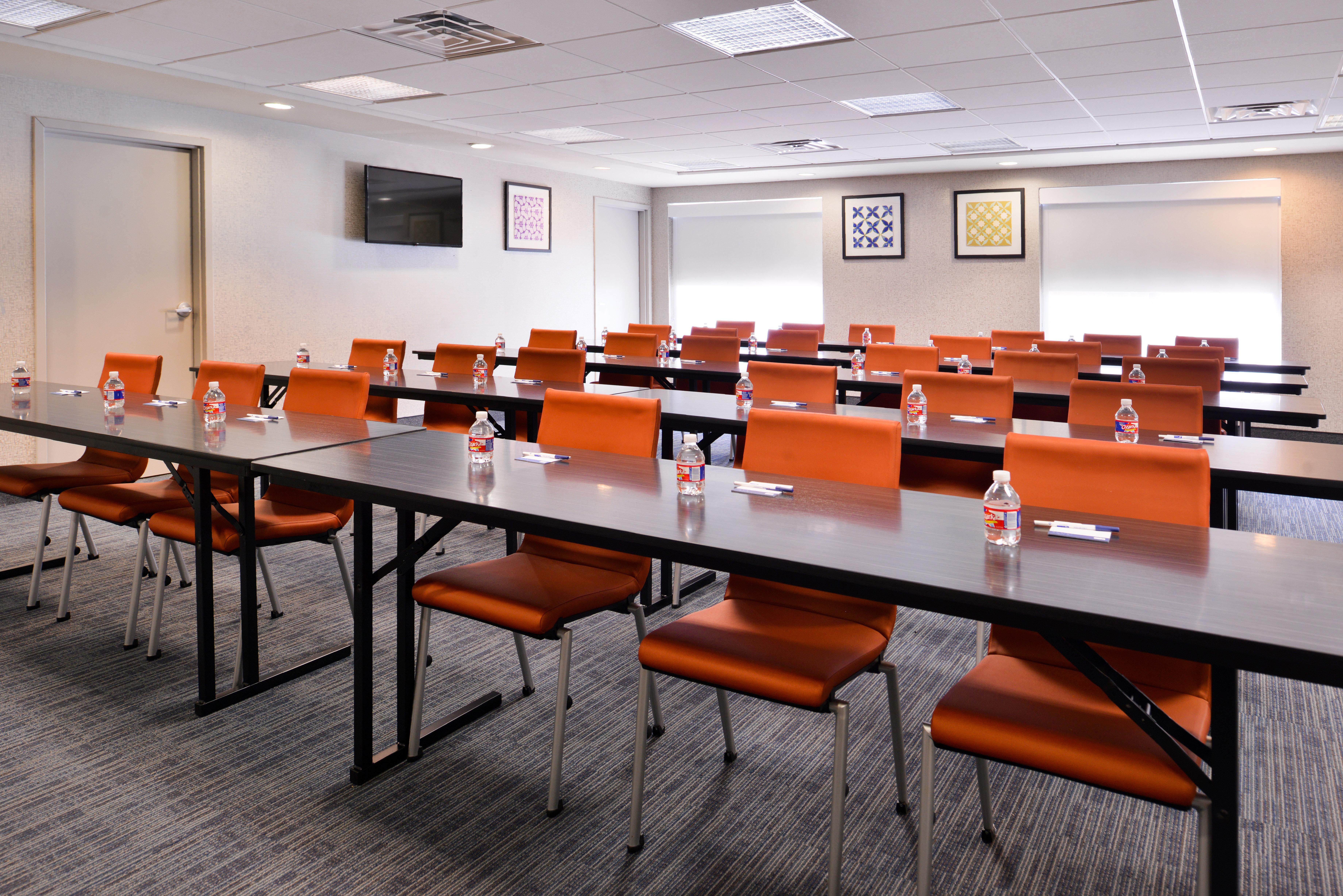 Holiday Inn Express & Suites Selma By Ihg Exterior foto