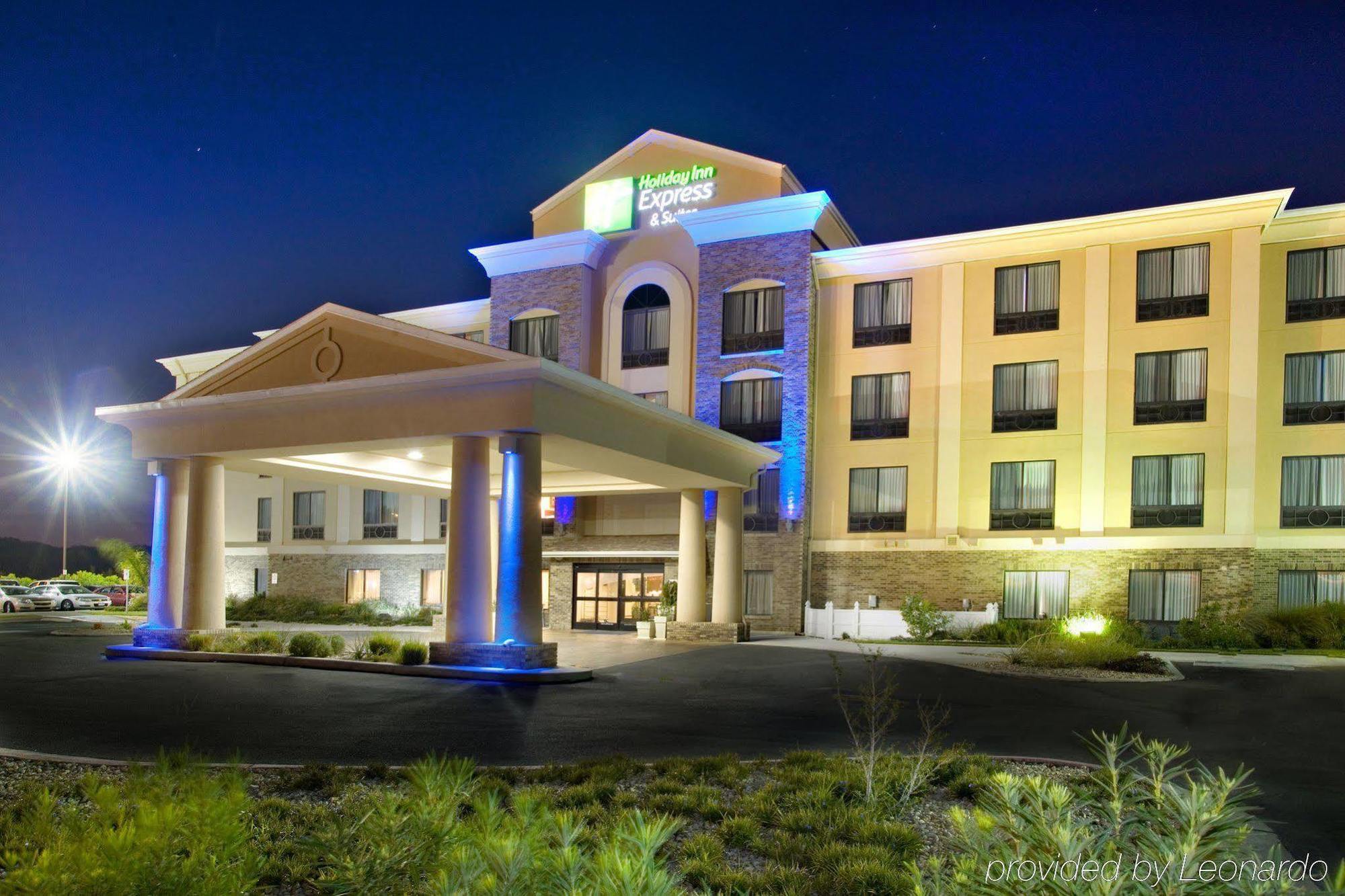 Holiday Inn Express & Suites Selma By Ihg Exterior foto