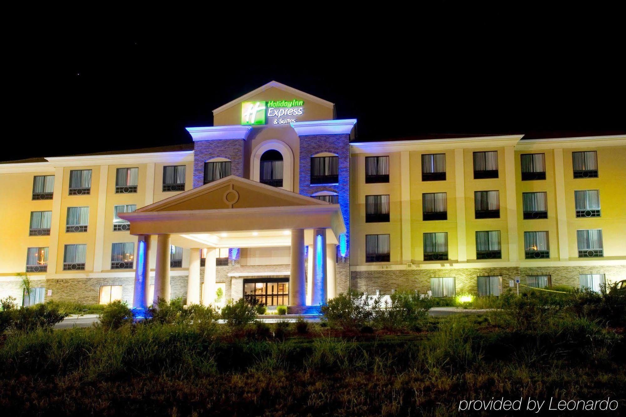 Holiday Inn Express & Suites Selma By Ihg Exterior foto